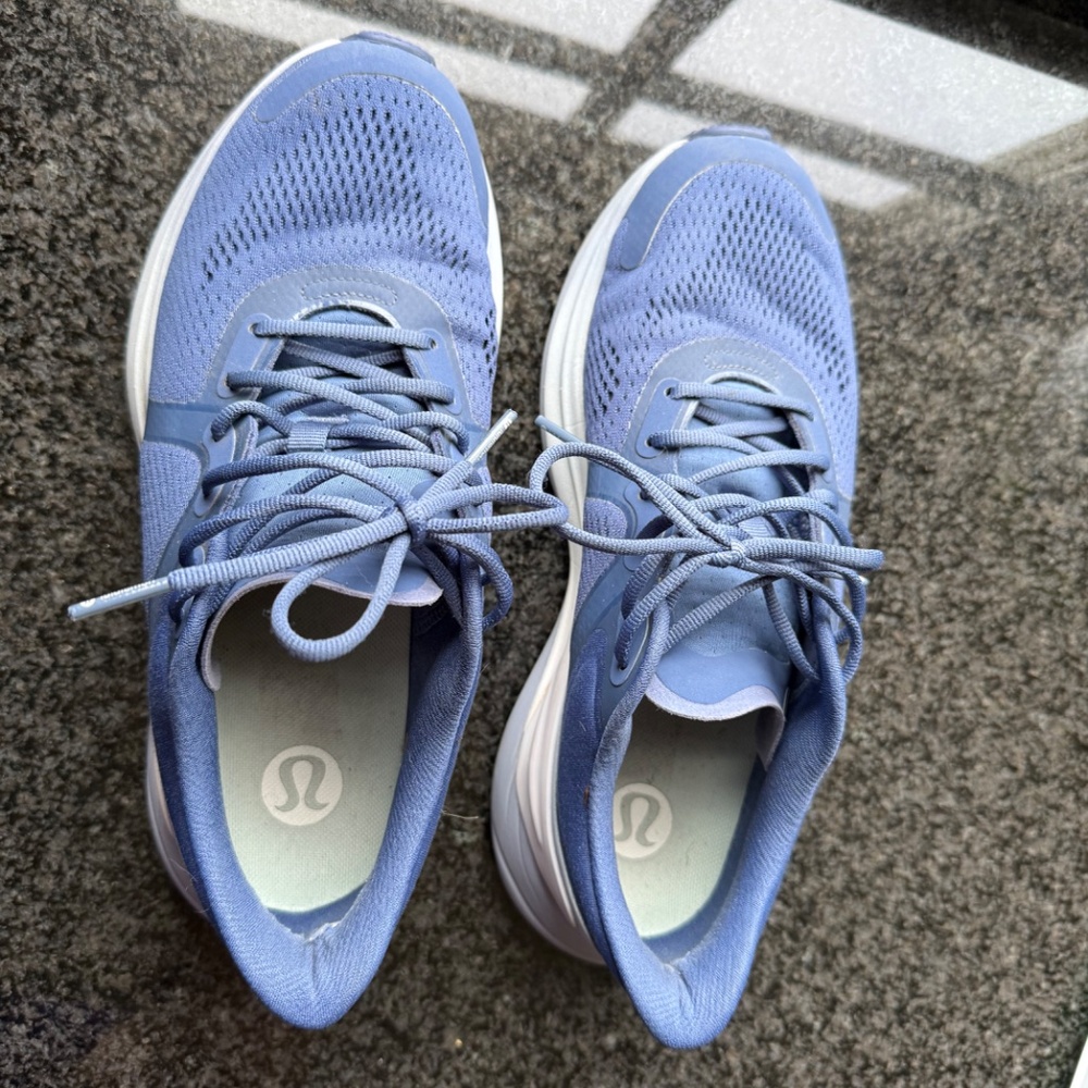 Lululemon Blissfeel Run Blue Water Drop Running Shoe Women’s Sneaker 8.5